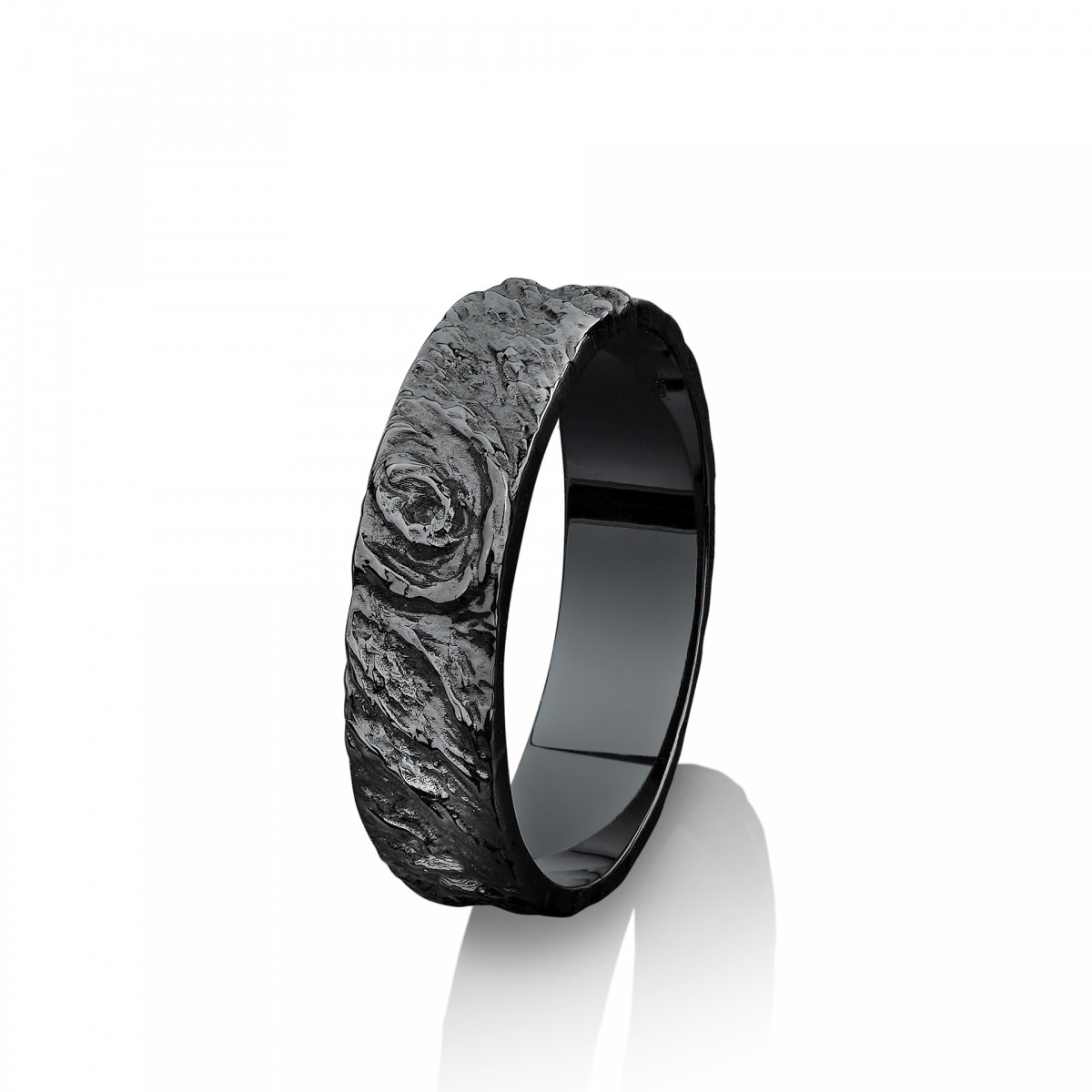 Обручальное кольцо из черного золота "Дерево любви"