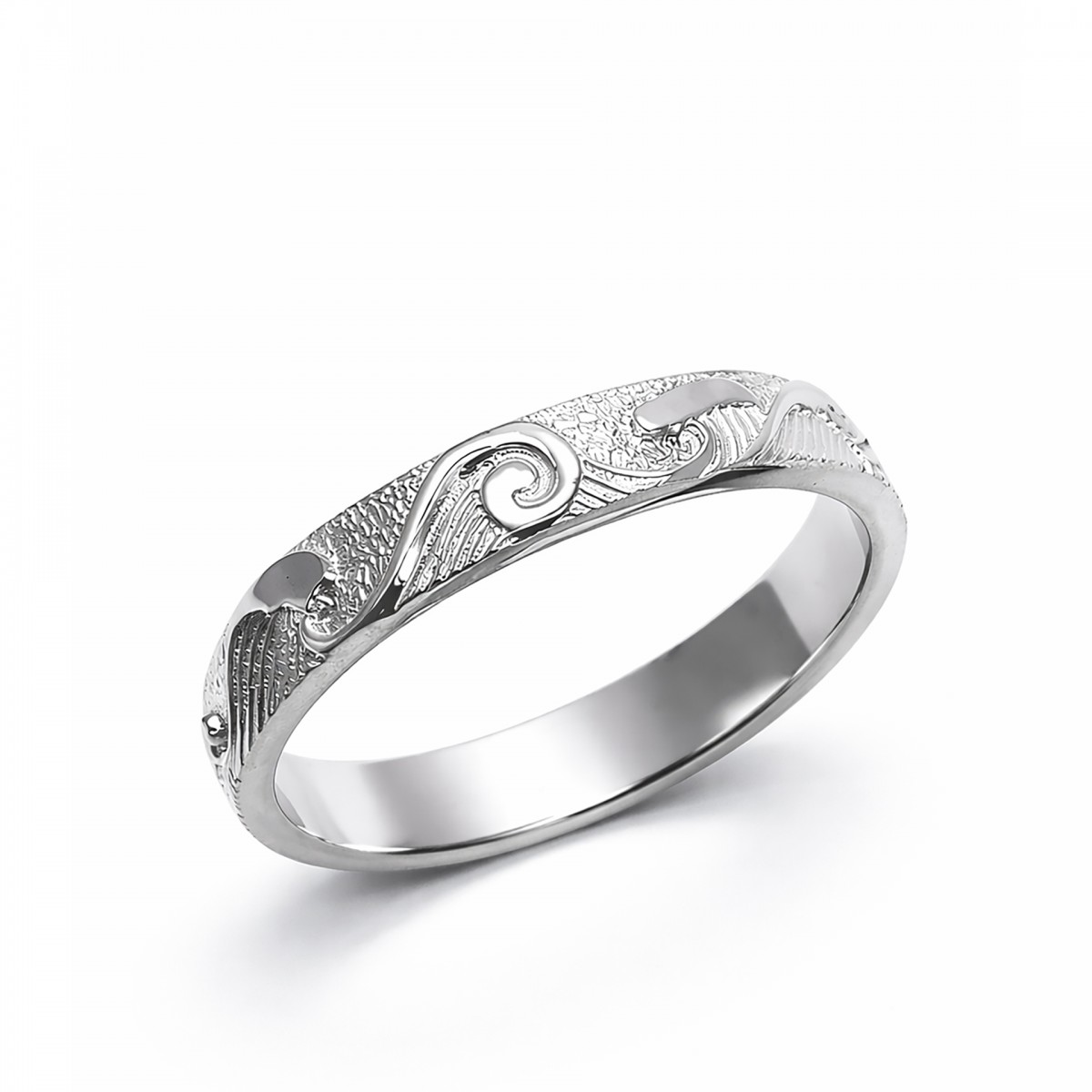 Обручальное кольцо из белого золота "Шепот моря"